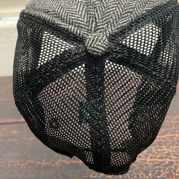 Long Beach Women’s Cap - Picture 5 of 13